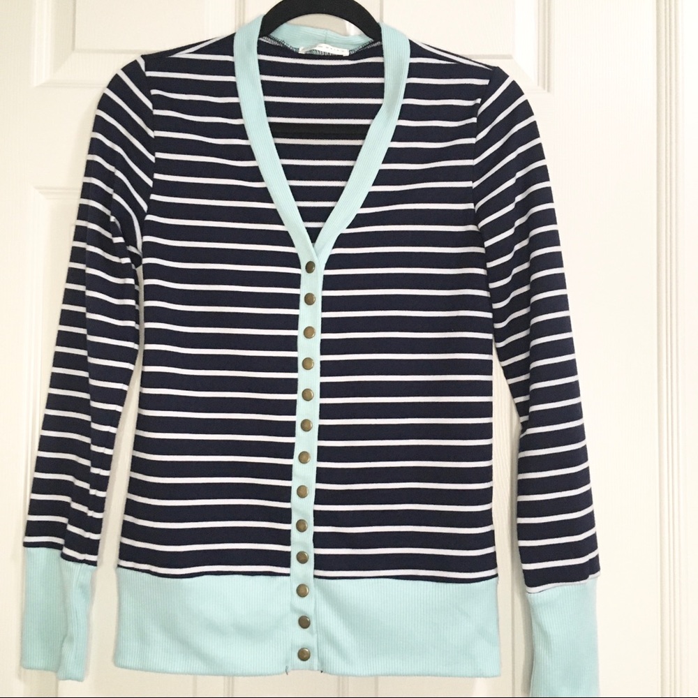 COCO and MAIN women’s medium striped snap front v - neck  sweater